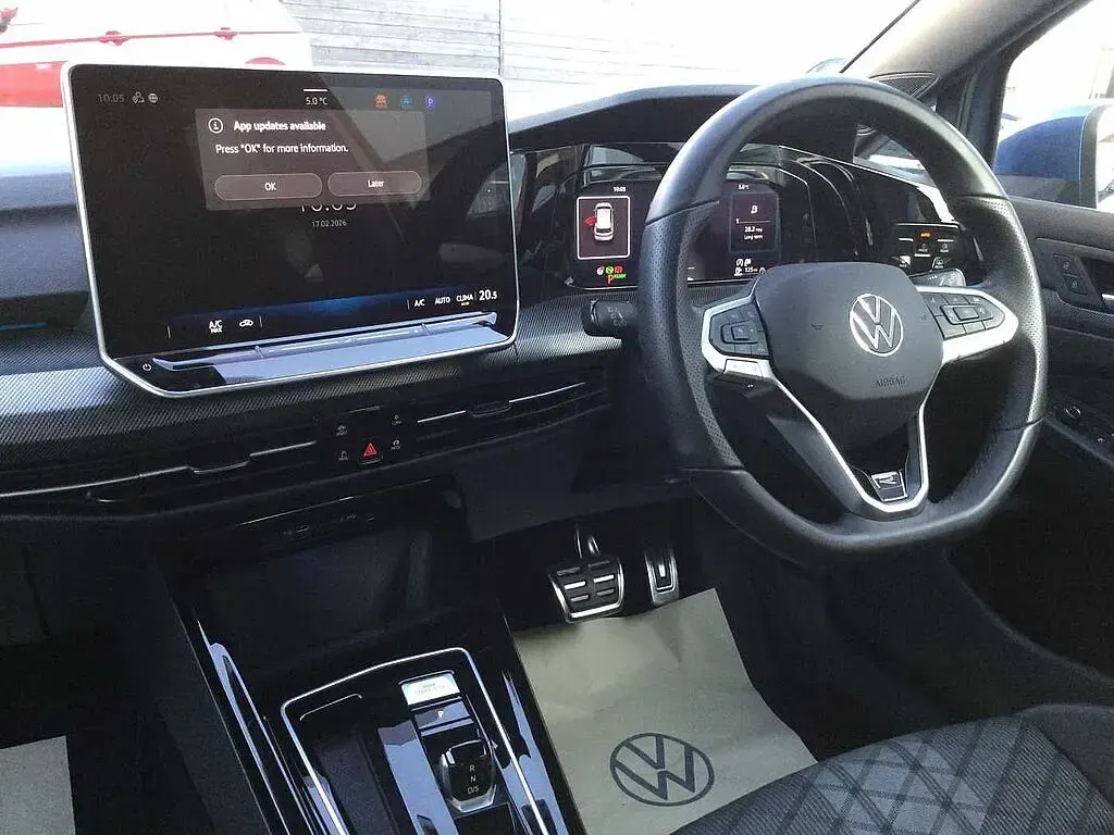 Used VW Golf VIII 150 HP (110 kW) 2025