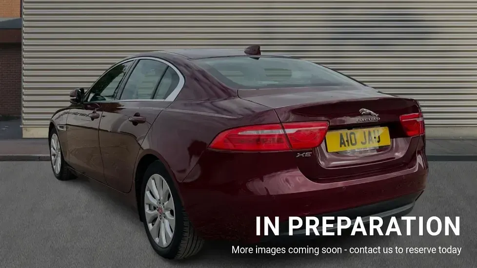 Used Jaguar XE Portfolio 163 HP (119 kW) 2017 Red Sedan