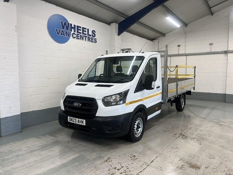 Usado Ford Transit 130 HP (95 kW) 2023 Branco Cabrios