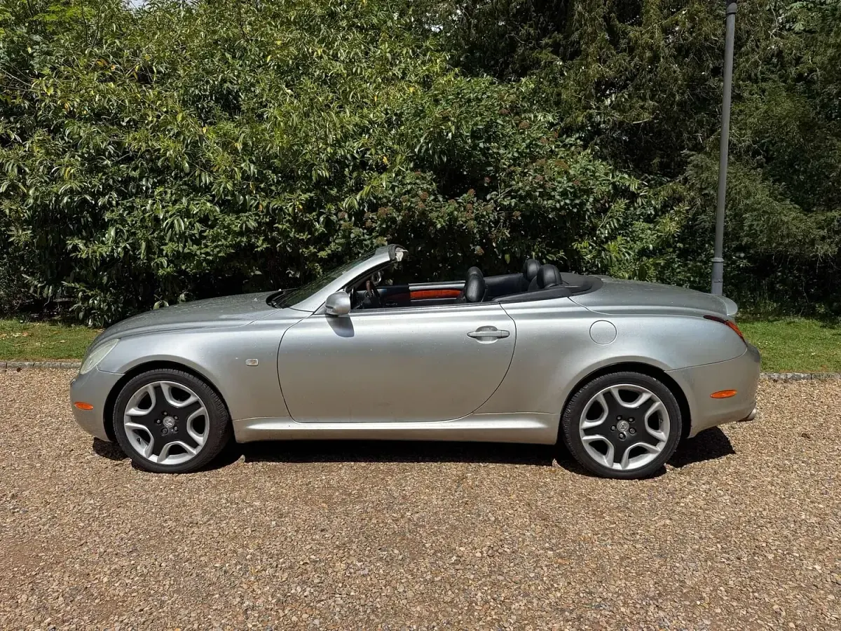 Used Lexus SC430 2002 Silver Cabriolet