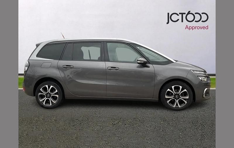Used Citroën C4 SpaceTourer Flair 128 HP (94 kW) 2020 Grey MPV