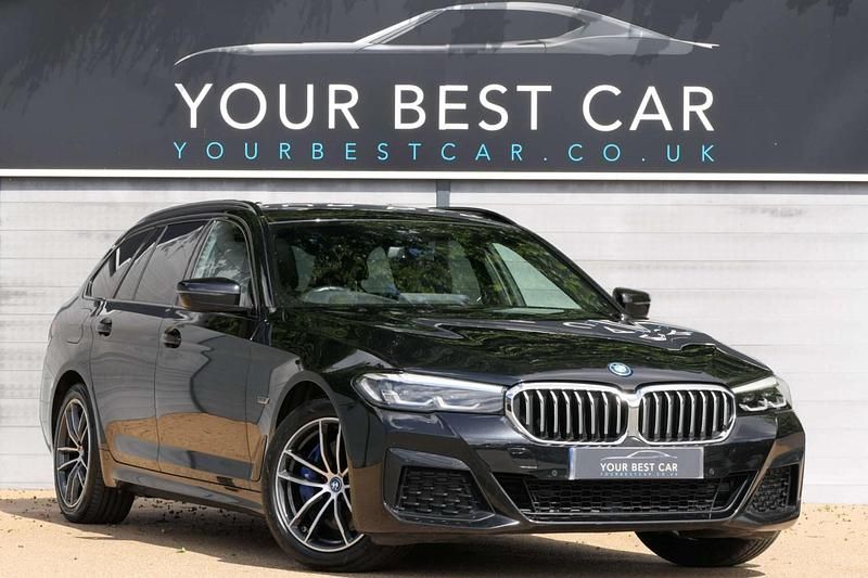 Black Used 2023 BMW 530e M Sport Estate | £29,400 (Fair price) - Image 1/2