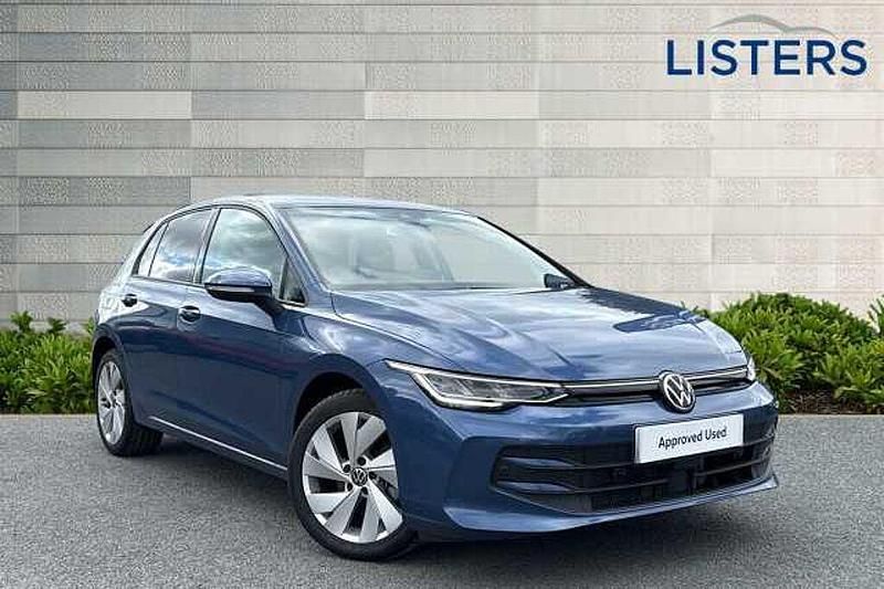 Used 2024 VW Golf VIII | £22,190 (Fair price) - Image 1/4