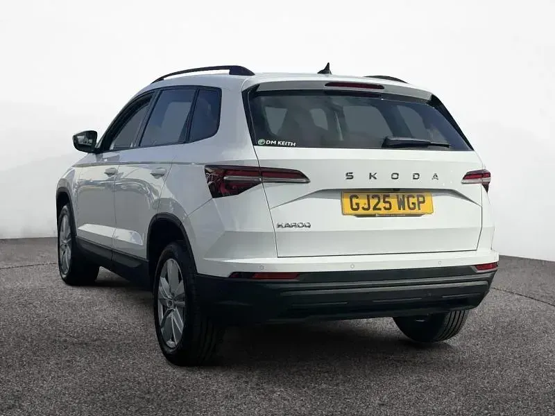 Used Skoda Karoq SE 85 HP (62 kW) 2025 White SUV