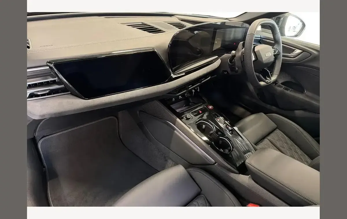 Used Audi A5 Comfort 367 HP (269 kW) 2026 Black Estate