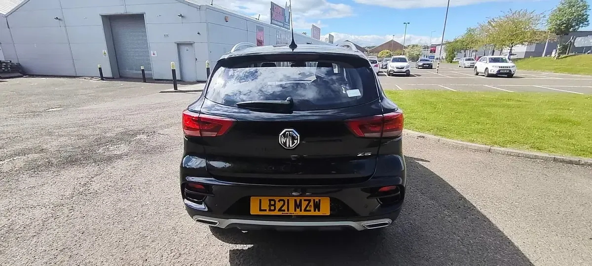 Used MG ZS Excite 106 HP (77 kW) 2021 Black SUV