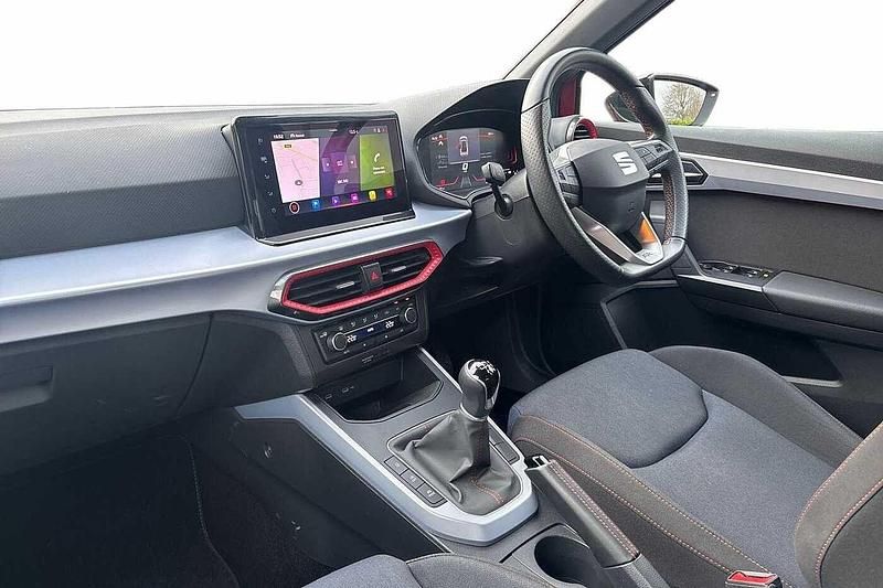 Used Seat Arona FR 2023 Red SUV