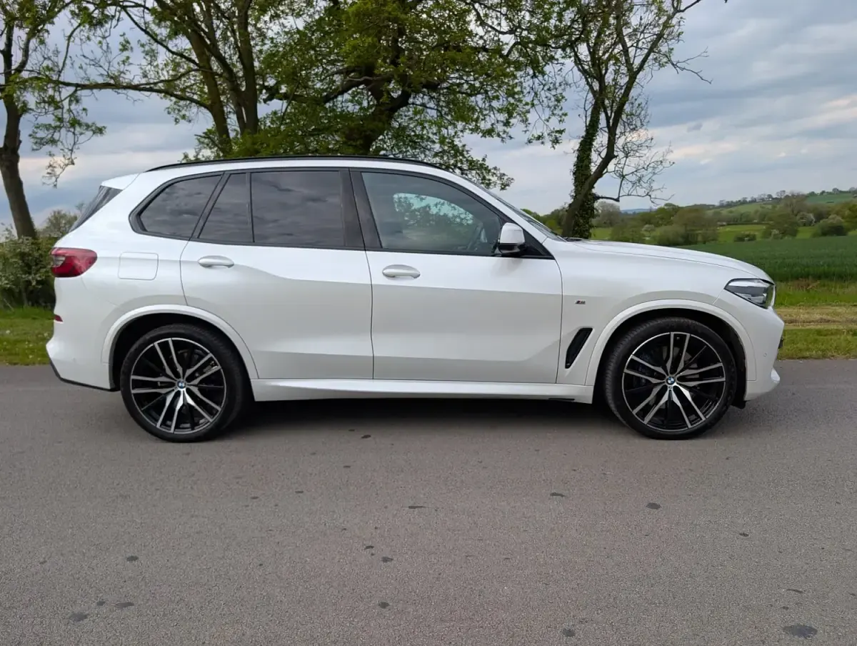 Käytetty BMW X5 M Sport 2022 Valkoinen Katumaasturi