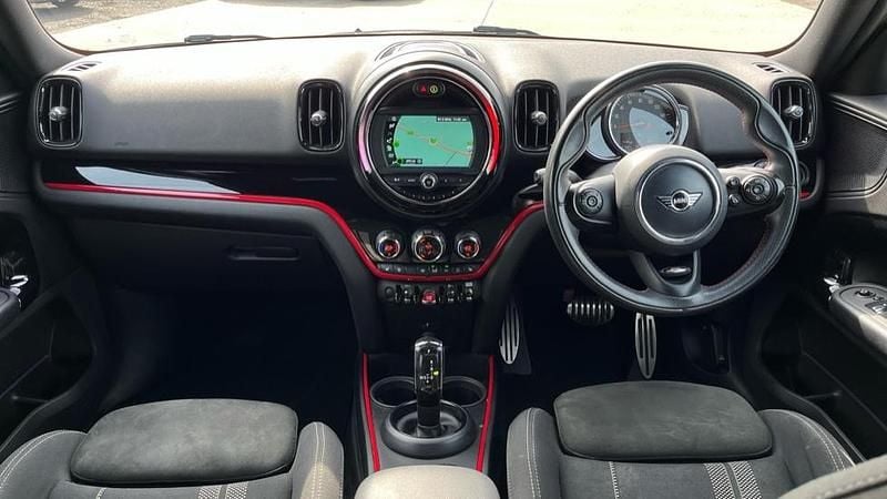 Used Mini Cooper D Countryman Sport 148 HP (108 kW) 2019 Grey SUV