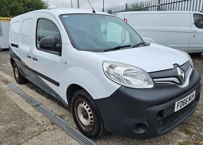 White Used 2016 Renault Kangoo Business MPV | £4,250 (Fair price) - Image 1/4
