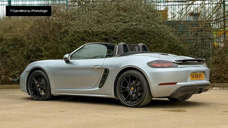 Used Porsche 718 Boxster 300 HP (220 kW) 2018 Silver Cabriolet