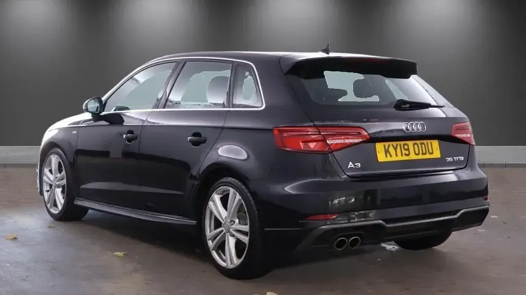 Used Audi A3 Sportback S-Line 150 HP (110 kW) 2019 Black Hatchback