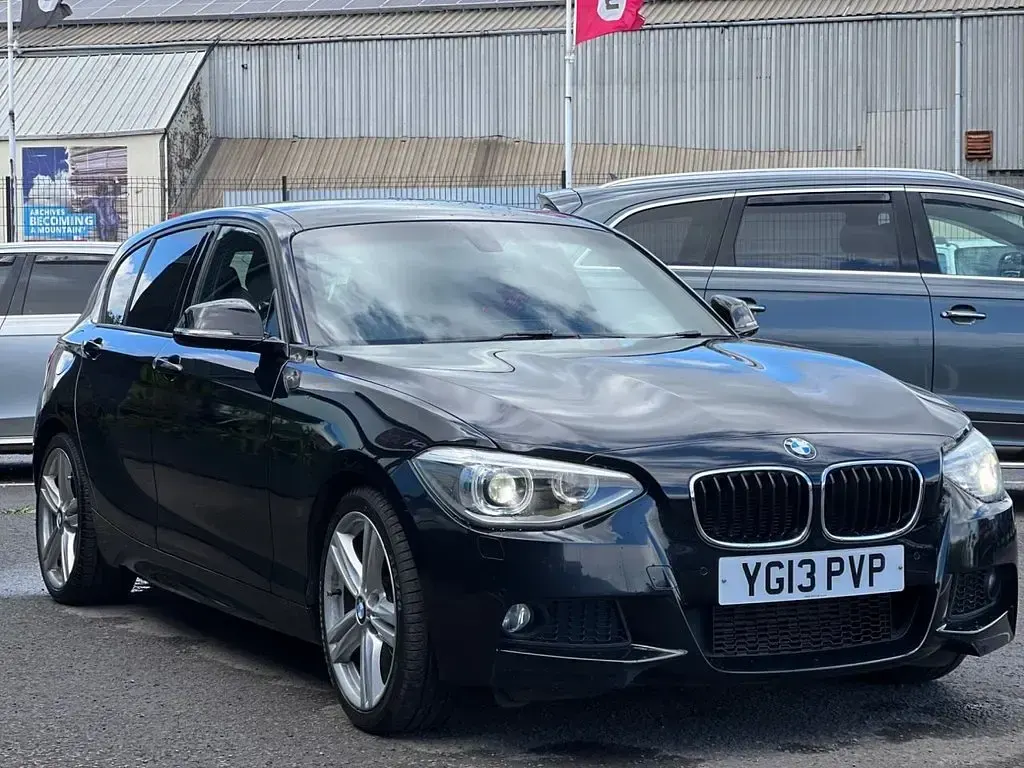 Usado BMW 116 M Sport 116 CV (85 kW) 2013 Negro Utilitario