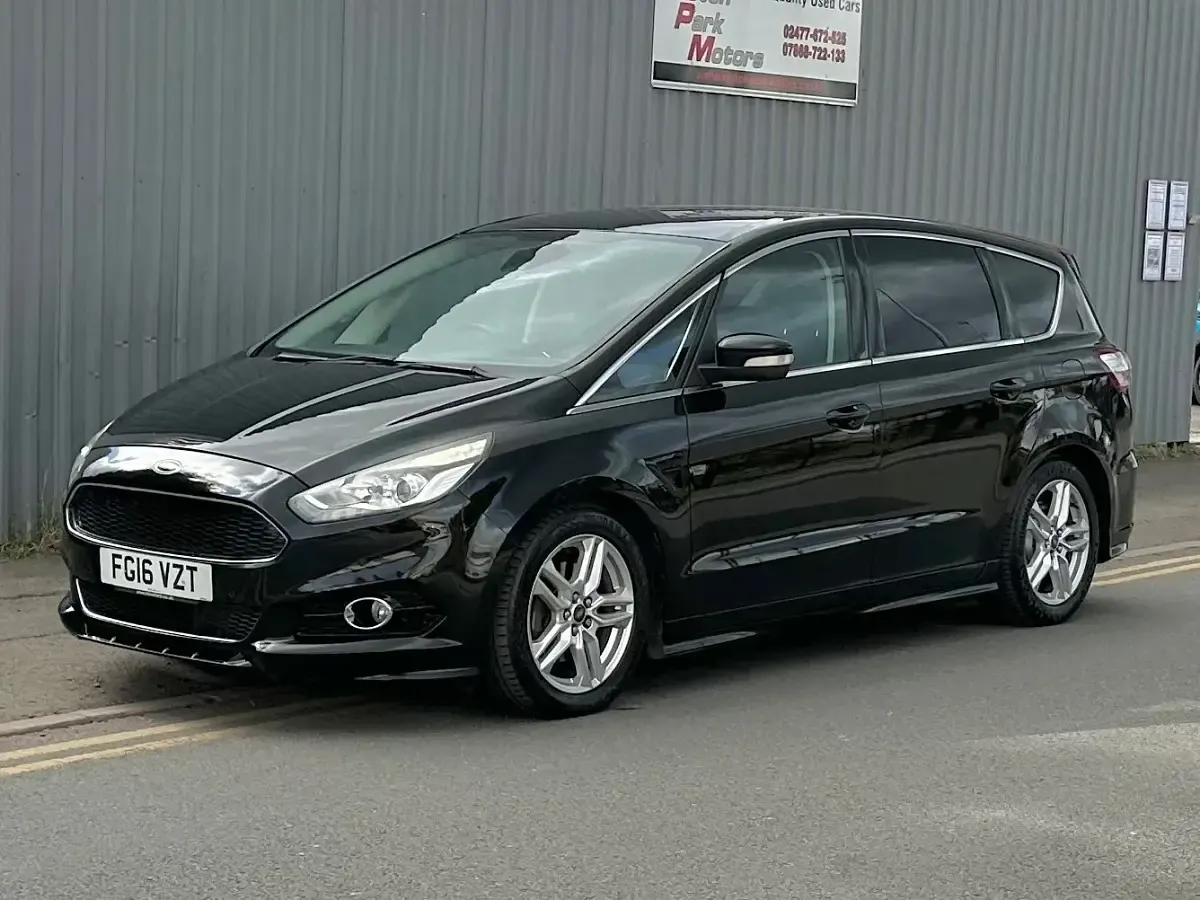 Used Ford S-MAX Sport 180 HP (132 kW) 2016 Black MPV