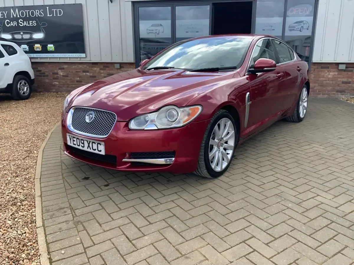 Second-hand Jaguar XF Premium Luxury 2009 Roșu Berlinǎ