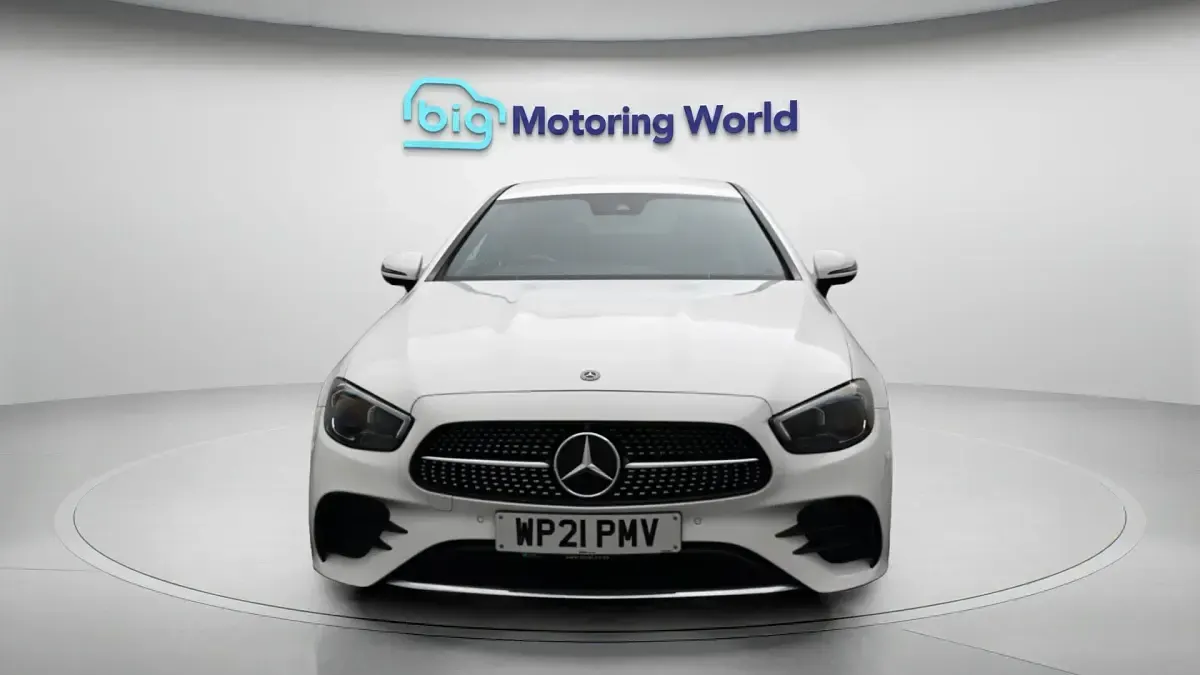 Used Mercedes E220 AMG line 194 HP (142 kW) 2021 White Coupe