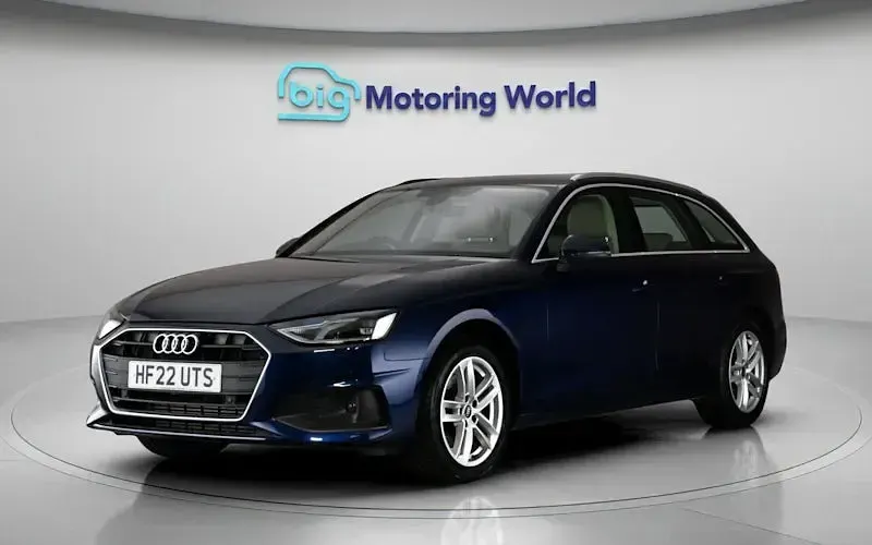 Used Audi A4 150 HP (110 kW) 2021 Blue Estate