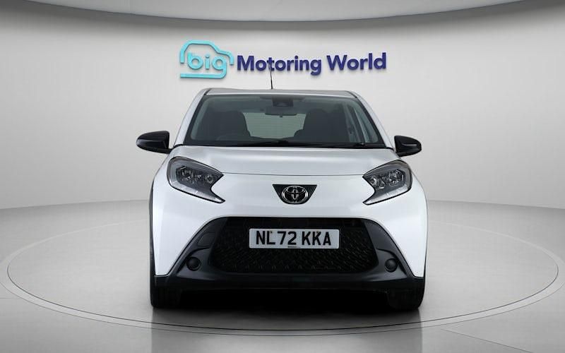 Used Toyota Aygo X PURE 72 HP (52 kW) 2025 SUV