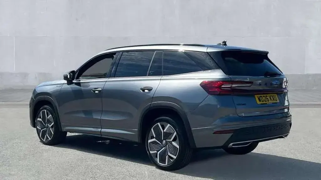 New Skoda Kodiaq SportLine 193 HP (141 kW) 2026 Metallic  graphite grey SUV
