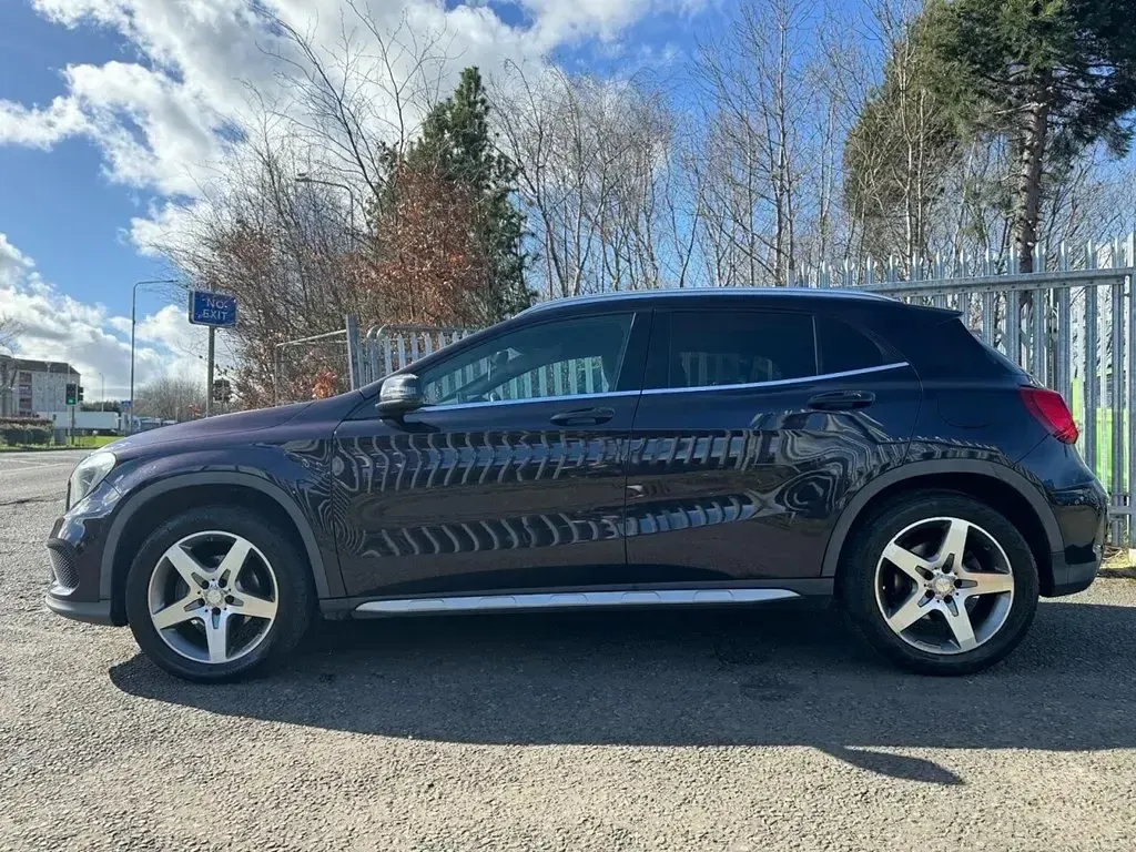 Used Mercedes GLA200 AMG line 134 HP (98 kW) 2015 Purple SUV
