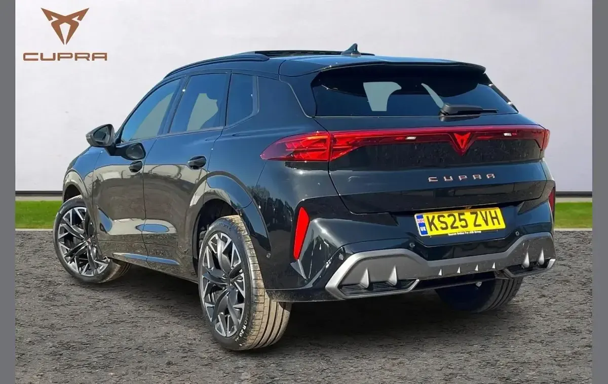 Used Cupra Terramar VZ2 261 HP (191 kW) 2025 Black SUV
