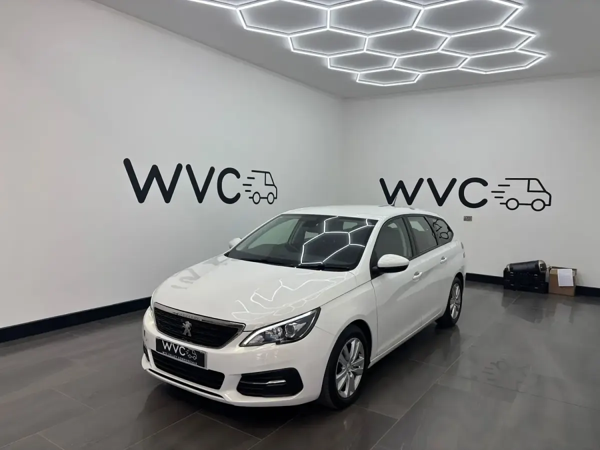Used Peugeot 308 Active 2021 White Estate
