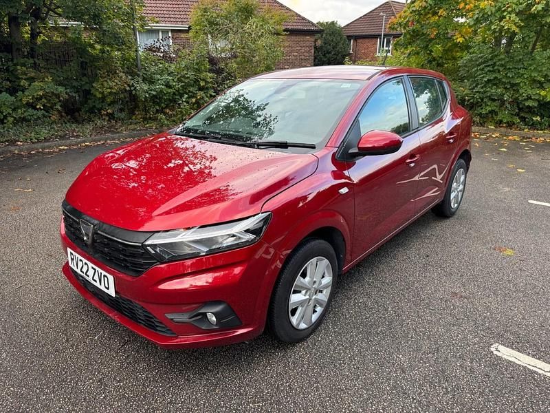 Red Used 2022 Dacia Sandero Comfort Hatchback | £4,995 (Super price) - Image 1/4