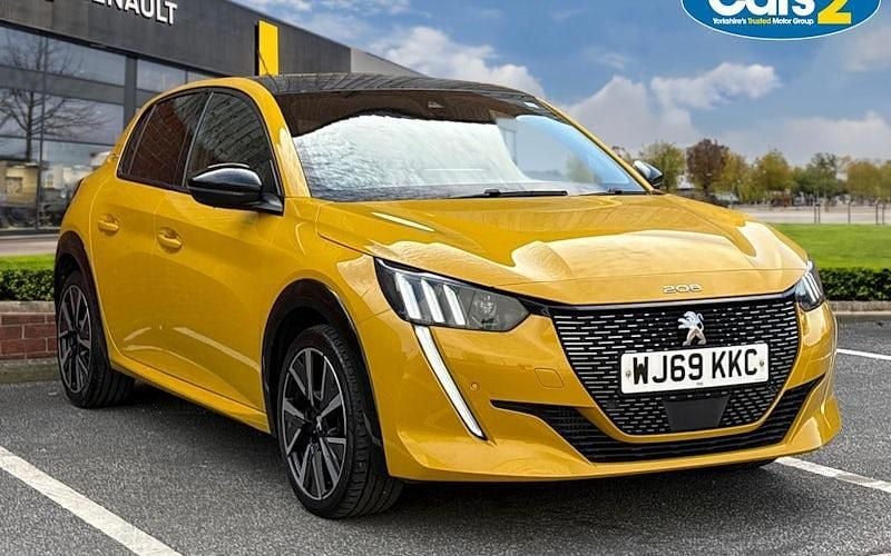 Second-hand Peugeot 208 GT-line 131 CP (96 kW) 2020 Hatchback