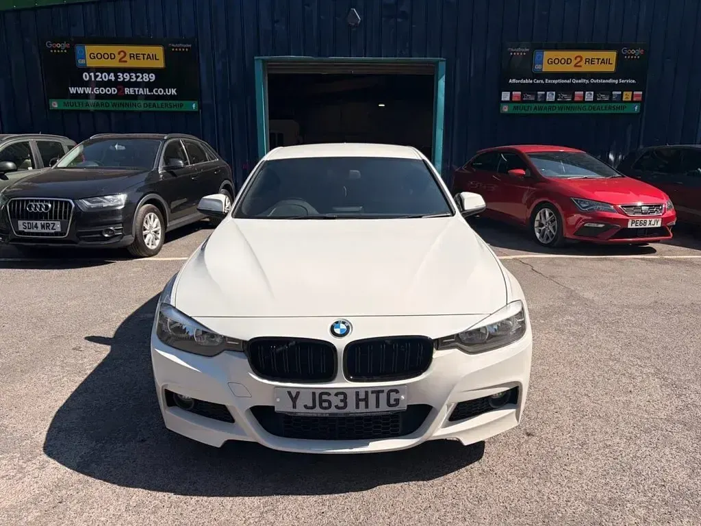Used BMW 318 M Sport 143 HP (105 kW) 2013 White Sedan