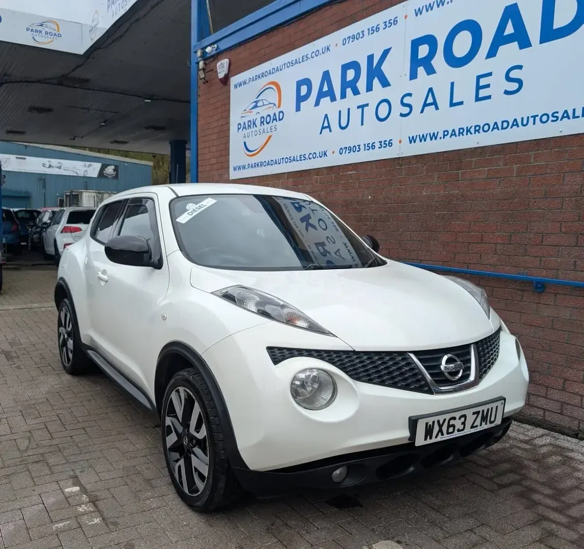 Used Nissan Juke N-TEC 110 HP (80 kW) 2013 White SUV