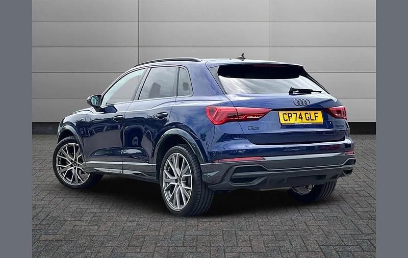 Used Audi Q3 Black Edition 150 HP (110 kW) 2025 Blue SUV