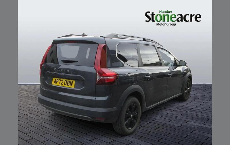 Used Dacia Jogger Extreme 110 HP (80 kW) 2023 Grey MPV