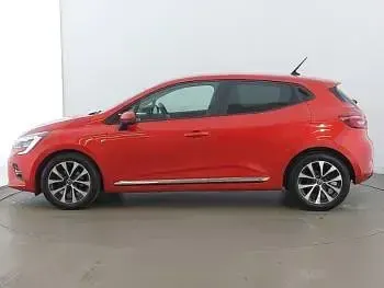 Used Renault Clio Iconic 100 HP (73 kW) 2020 Red Hatchback