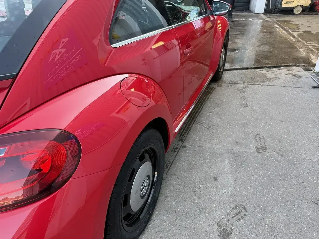 Used VW Beetle Design 150 HP (110 kW) 2017 Red Hatchback