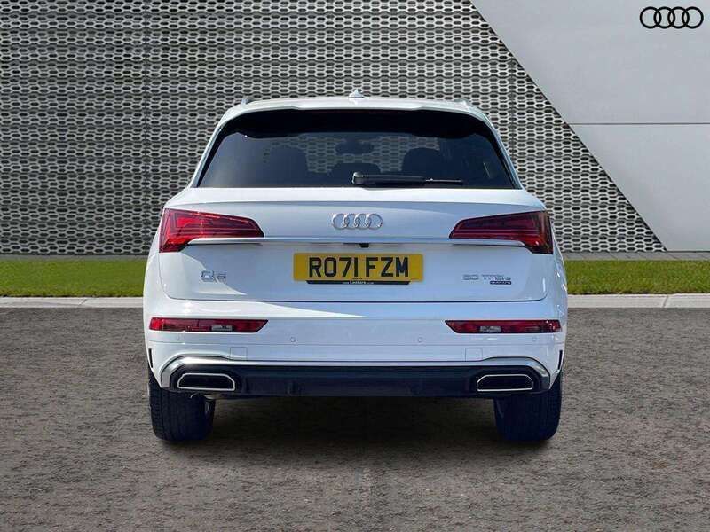Używany Audi Q5 S-Line 299 KM (219 kW) 2022 Biały SUV