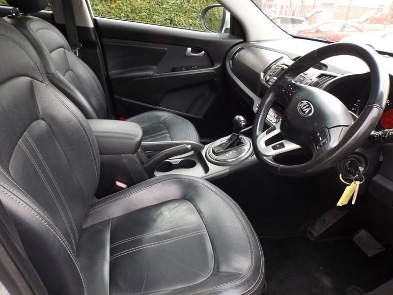 Usado Kia Sportage 134 HP (98 kW) 2013 Prateado SUV