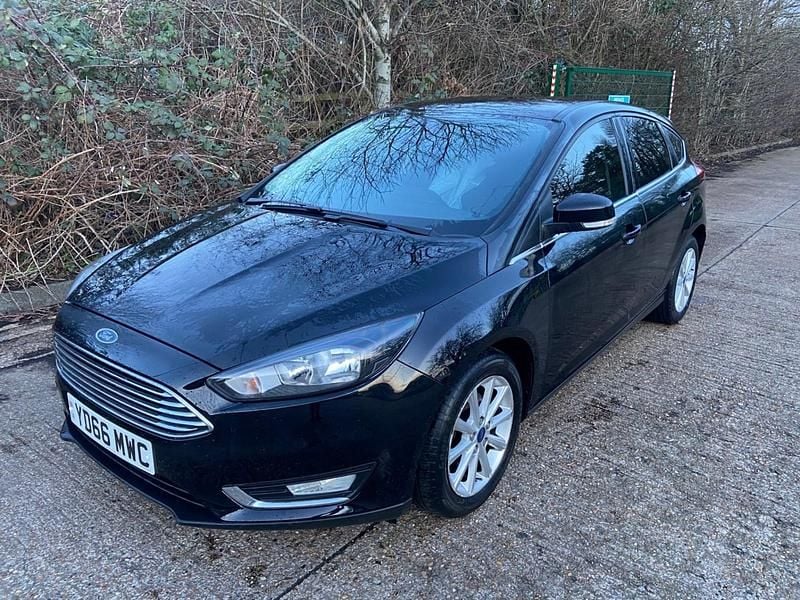 Used Ford Focus Titanium 2016 Black Hatchback