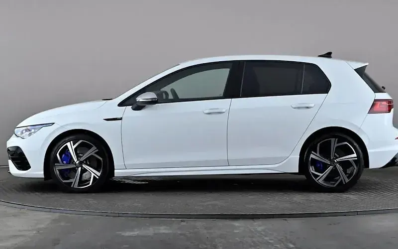 Used VW Golf VIII R 320 HP (235 kW) 2024 Hatchback