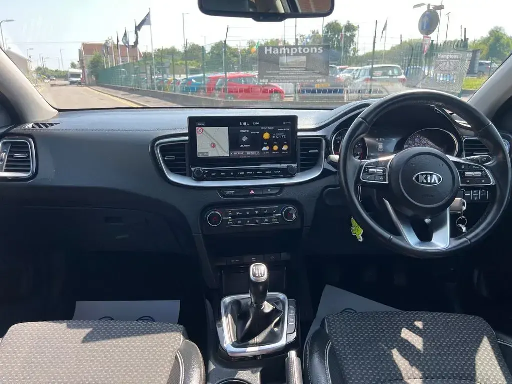 Used Kia Ceed 2020 Red Hatchback