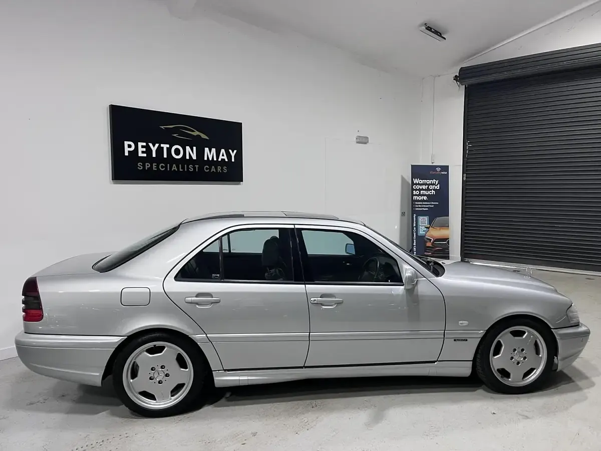 Used Mercedes C43 AMG AMG 306 HP (225 kW) 1998 Silver Sedan