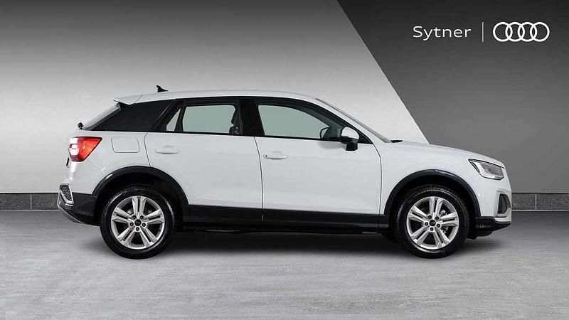 Used Audi Q2 Sport 114 HP (83 kW) 2025 White SUV