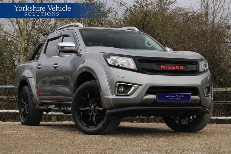 Used Nissan Navara Tekna 2016 Grey Pickup