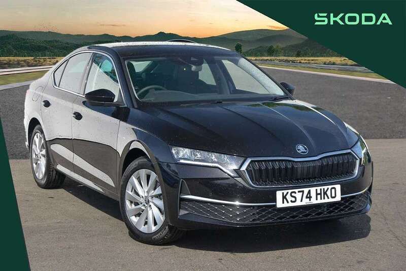 Black New 2024 Skoda Octavia SE L Hatchback | £24,995 (Expensive) - Image 1/4