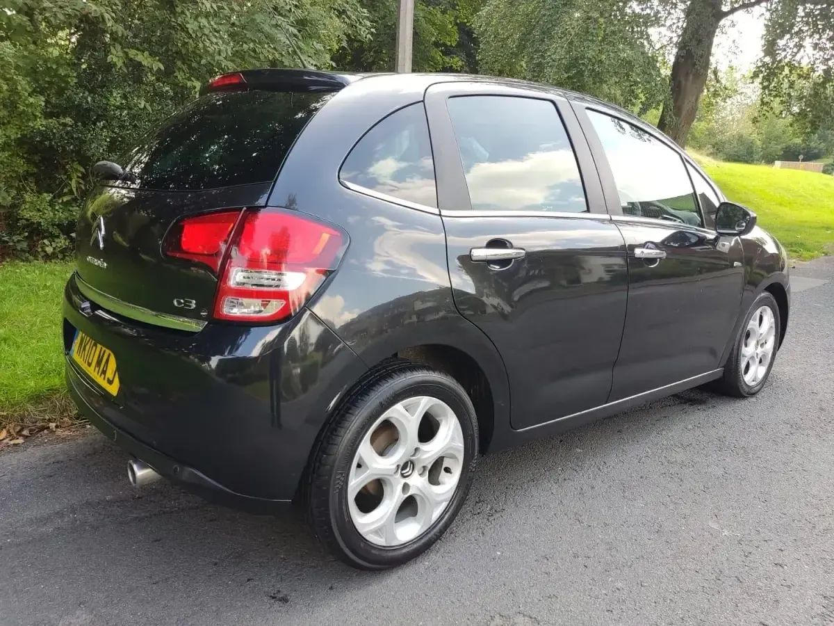 Used Citroën C3 Exclusive 2010 Black Hatchback