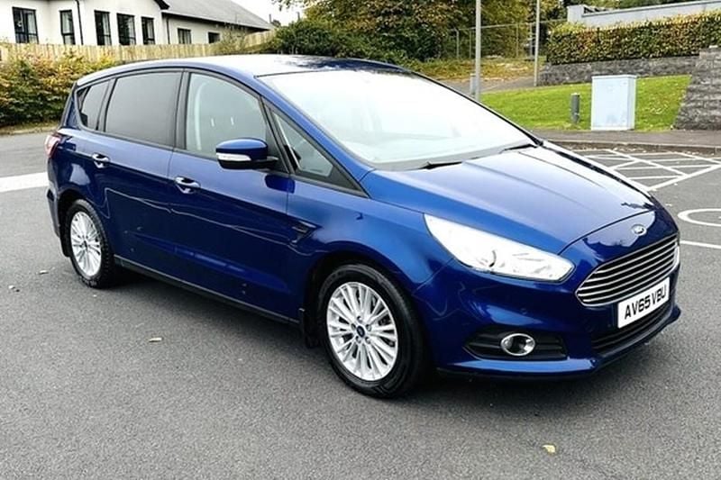 Blue Used 2015 Ford S-MAX Zetec MPV | £9,995 (Fair price) - Image 1/1