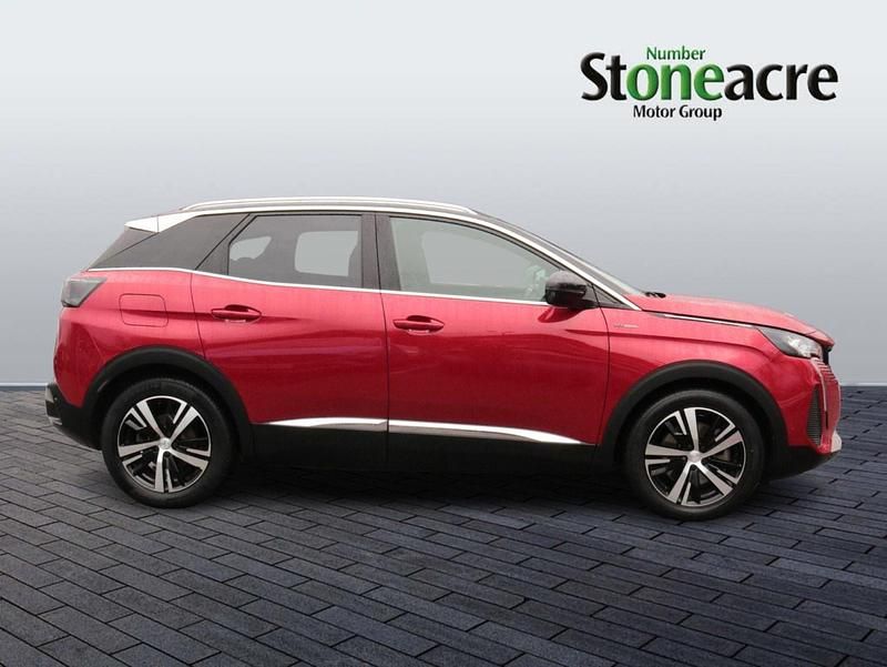 Used Peugeot 3008 GT-line 300 HP (220 kW) 2022 Red SUV