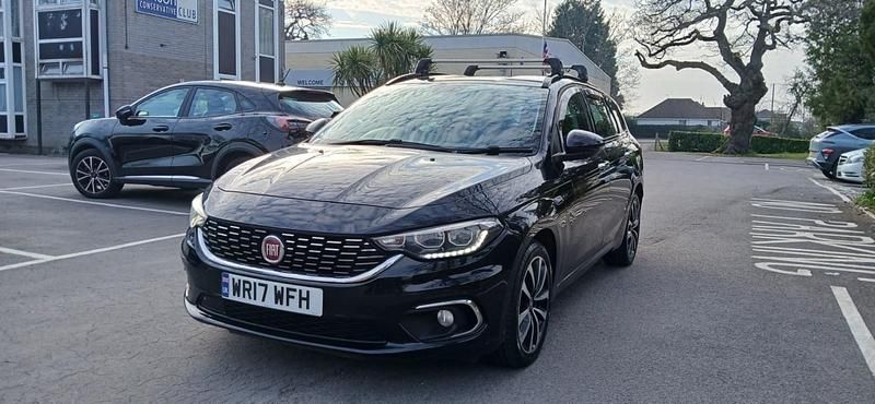 Used Fiat Tipo Lounge 120 HP (88 kW) 2017 Black Estate