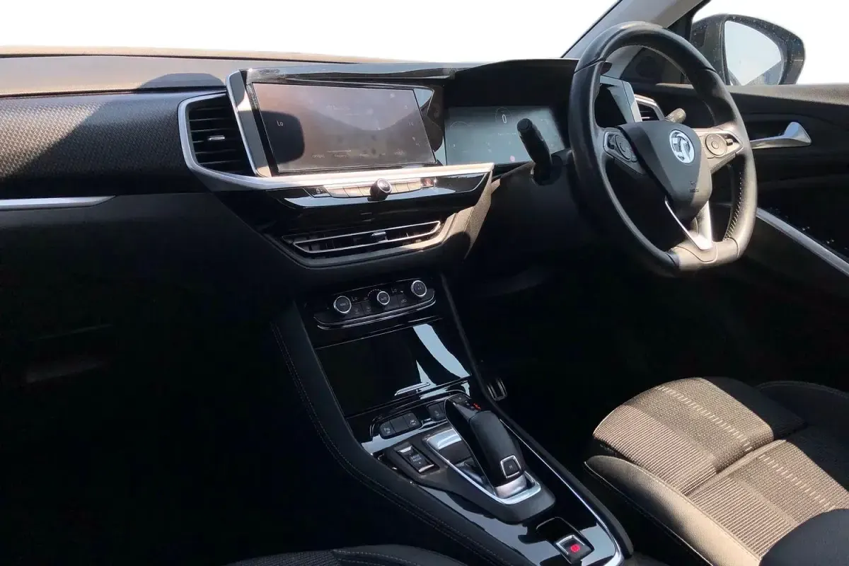 Used Vauxhall Grandland X 131 HP (96 kW) 2023 Blue SUV