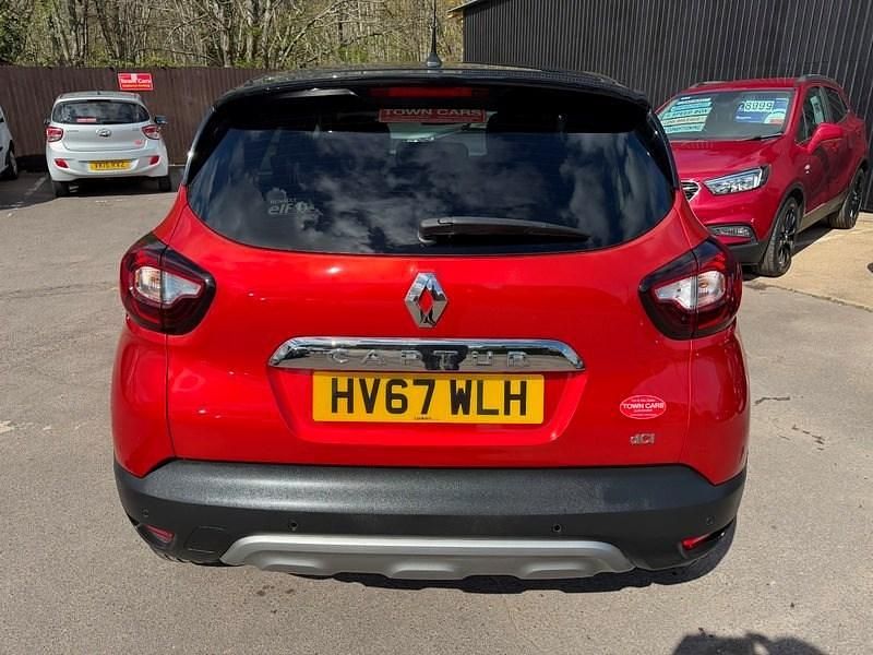 Second-hand Renault Captur Dynamique 90 CP (66 kW) 2017 Roșu SUV