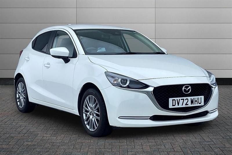 Used Mazda 2 Inclusive 90 HP (66 kW) 2022 White Hatchback
